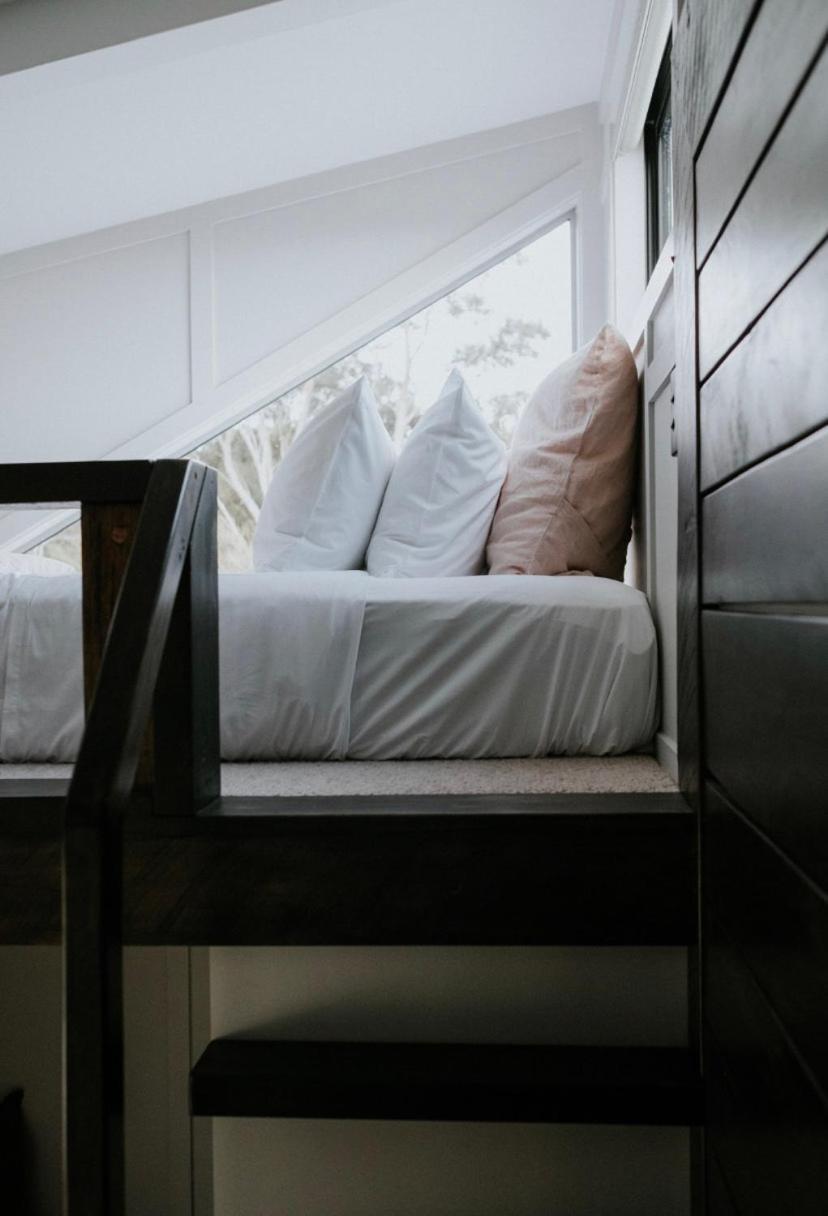 Kanuka Terrace - The Little Black House Hapuku ภายนอก รูปภาพ
